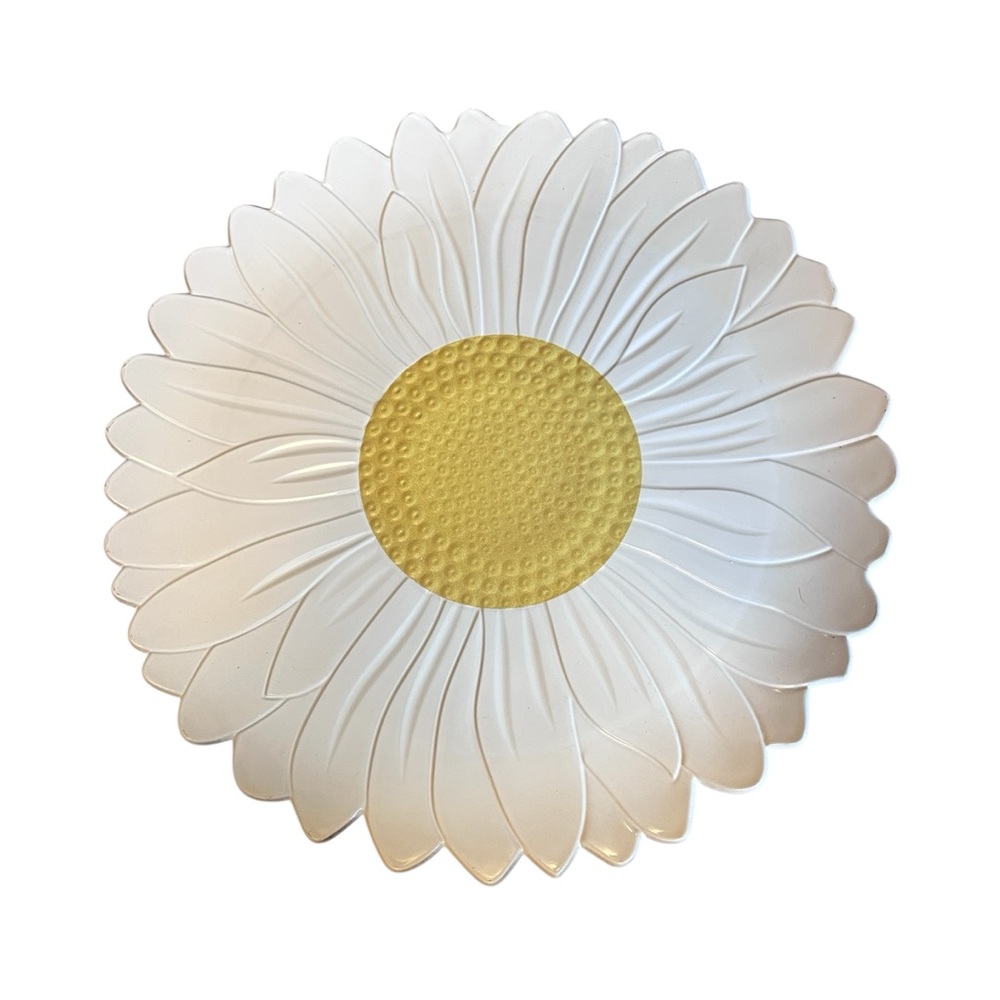 Daisy Flower Charger Plate